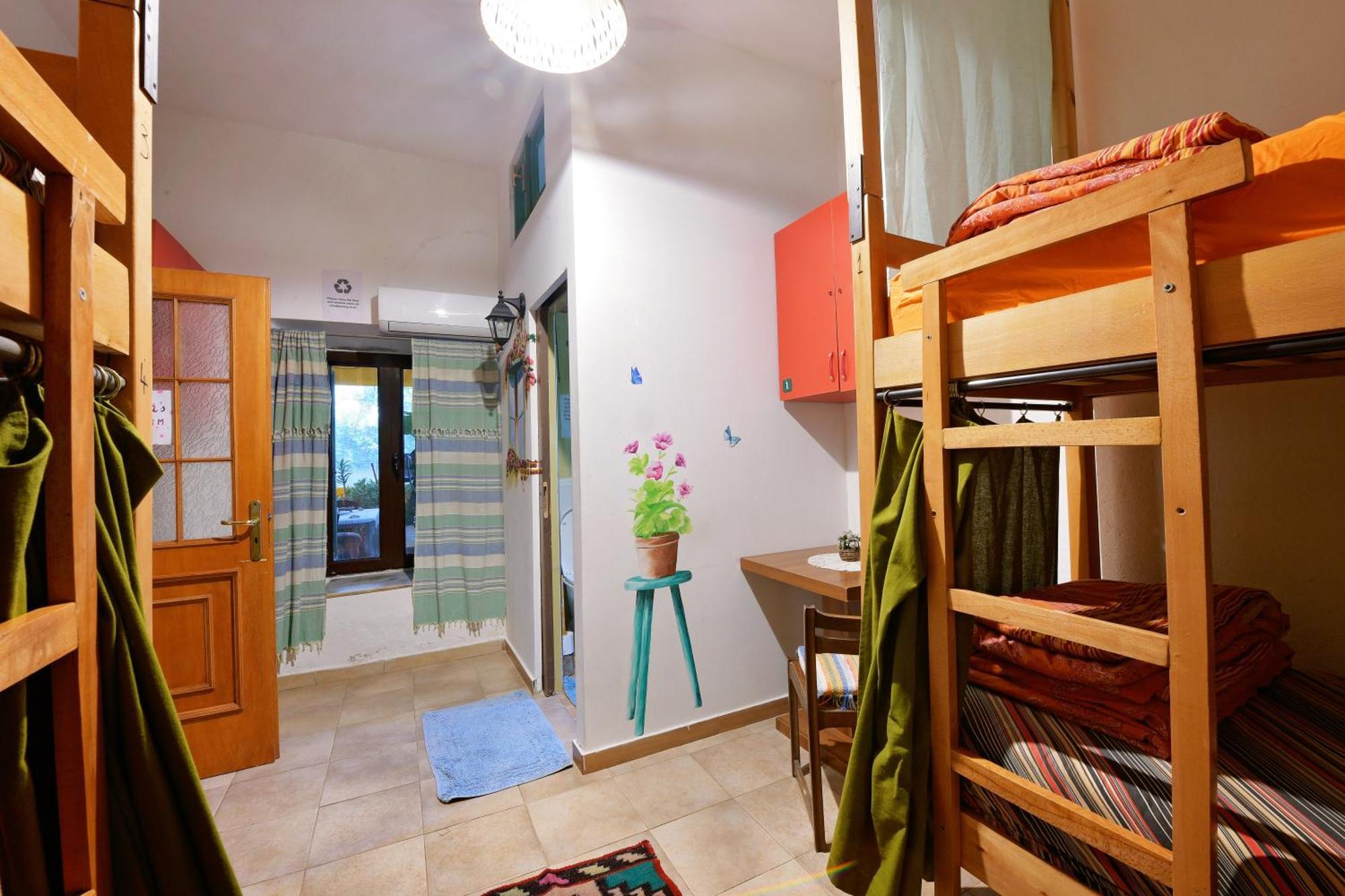 Mi Casa Es Tu Casa - Shkodra Backpackers Hostel Exterior foto