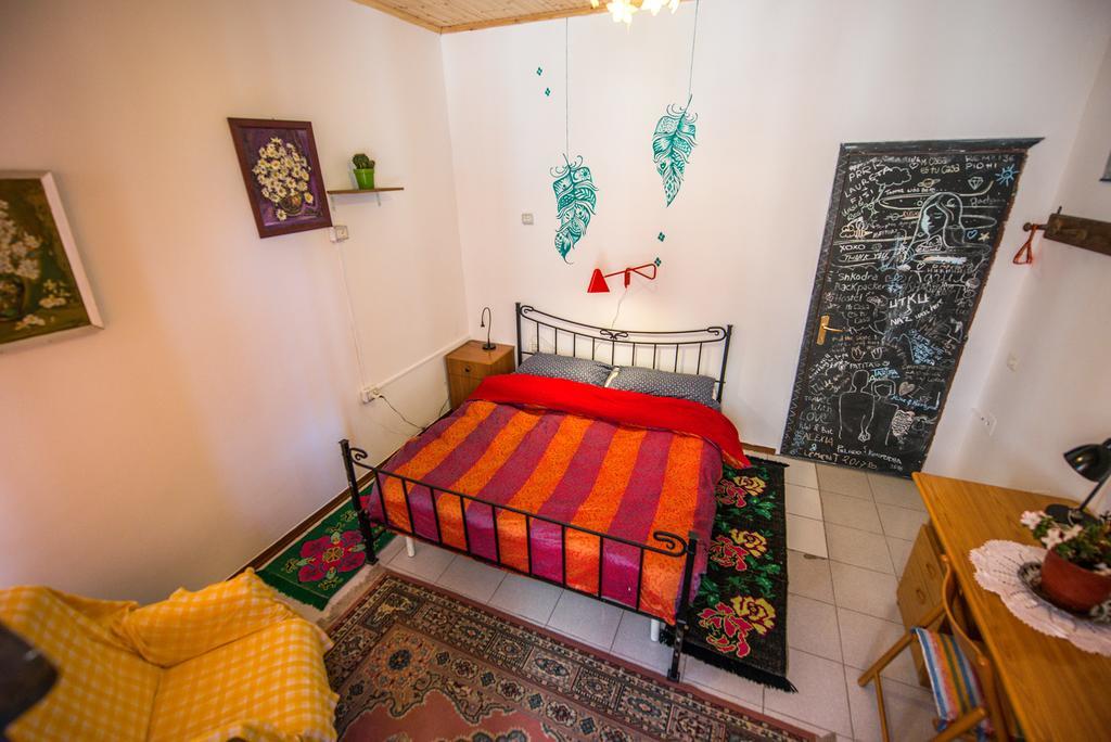 Mi Casa Es Tu Casa - Shkodra Backpackers Hostel Exterior foto